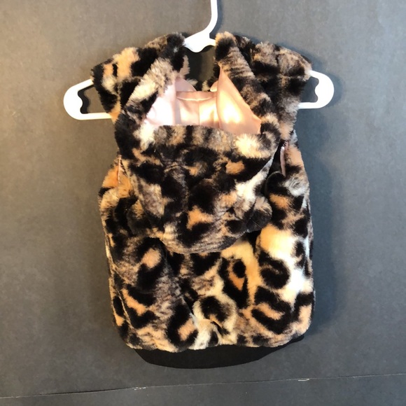 Forever Me-Adorable faux fur hooded vest with ears. - Picture 2 of 4